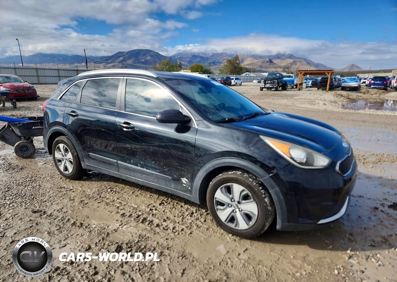 2018 Kia Niro Lx VIN:KNDCB3LC6J5125376 - 4