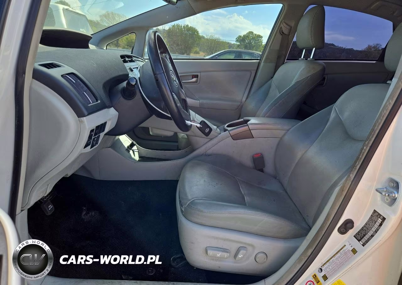 2014 Toyota Prius Five VIN:JTDKN3DU0E1838393 - 7