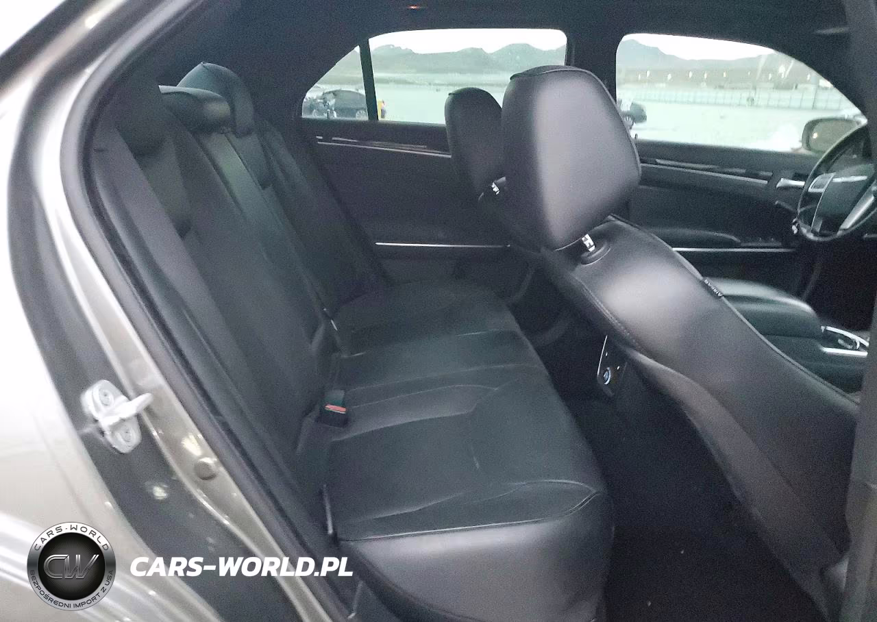 2012 Chrysler 300C VIN:2C3CCAET0CH147159 - 10