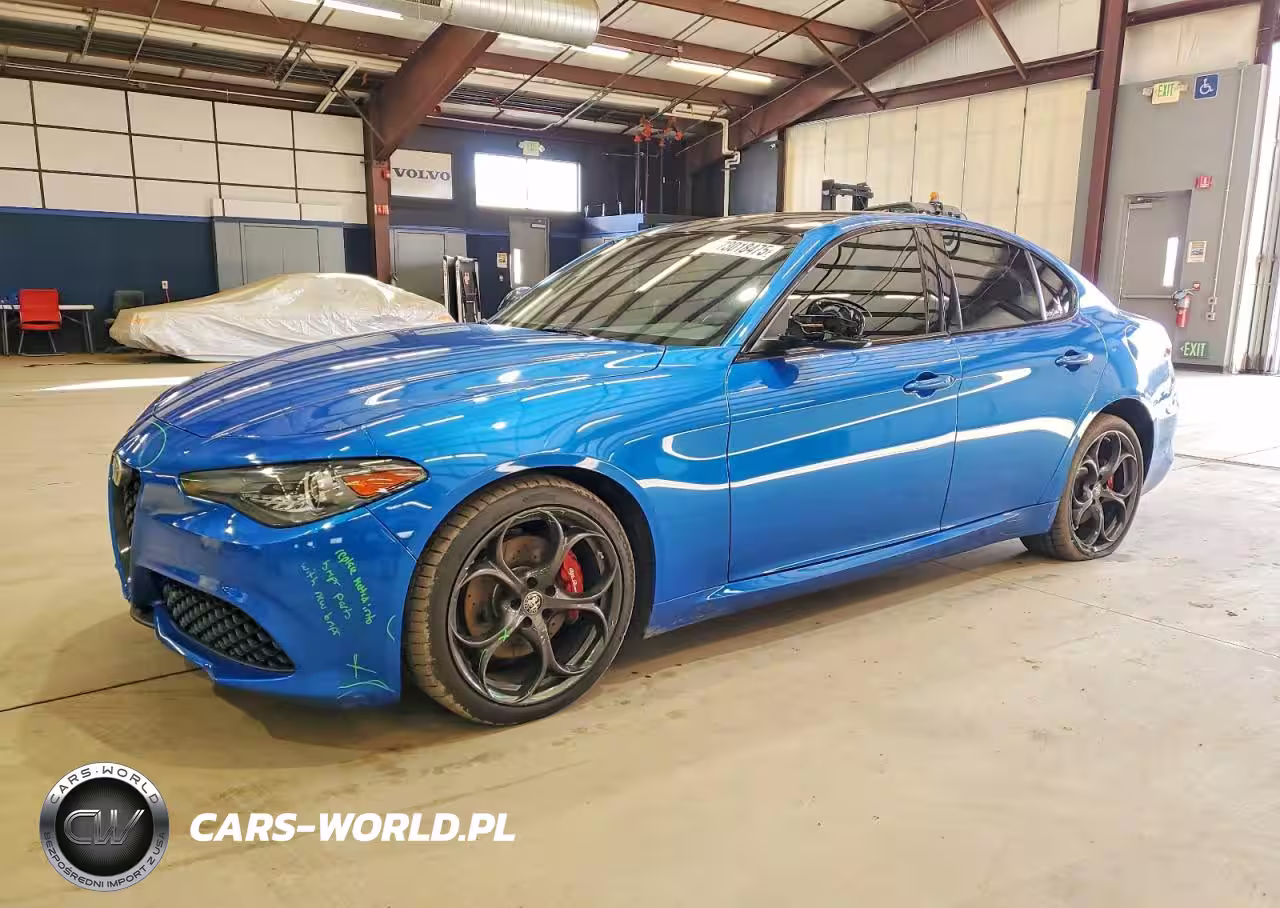 2018 Alfa Romeo Giulia Ti Q4