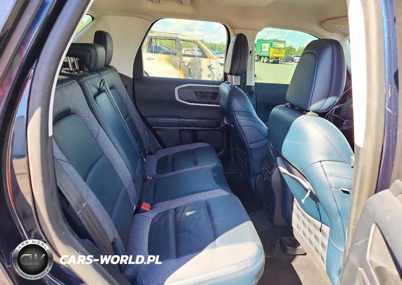 2021 Ford Bronco Sport Outer Banks VIN:3FMCR9C62MRA73427 - 11