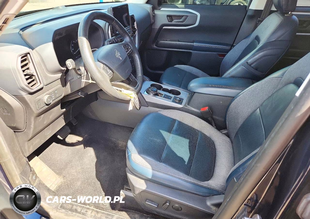 2021 Ford Bronco Sport Outer Banks VIN:3FMCR9C62MRA73427 - 7