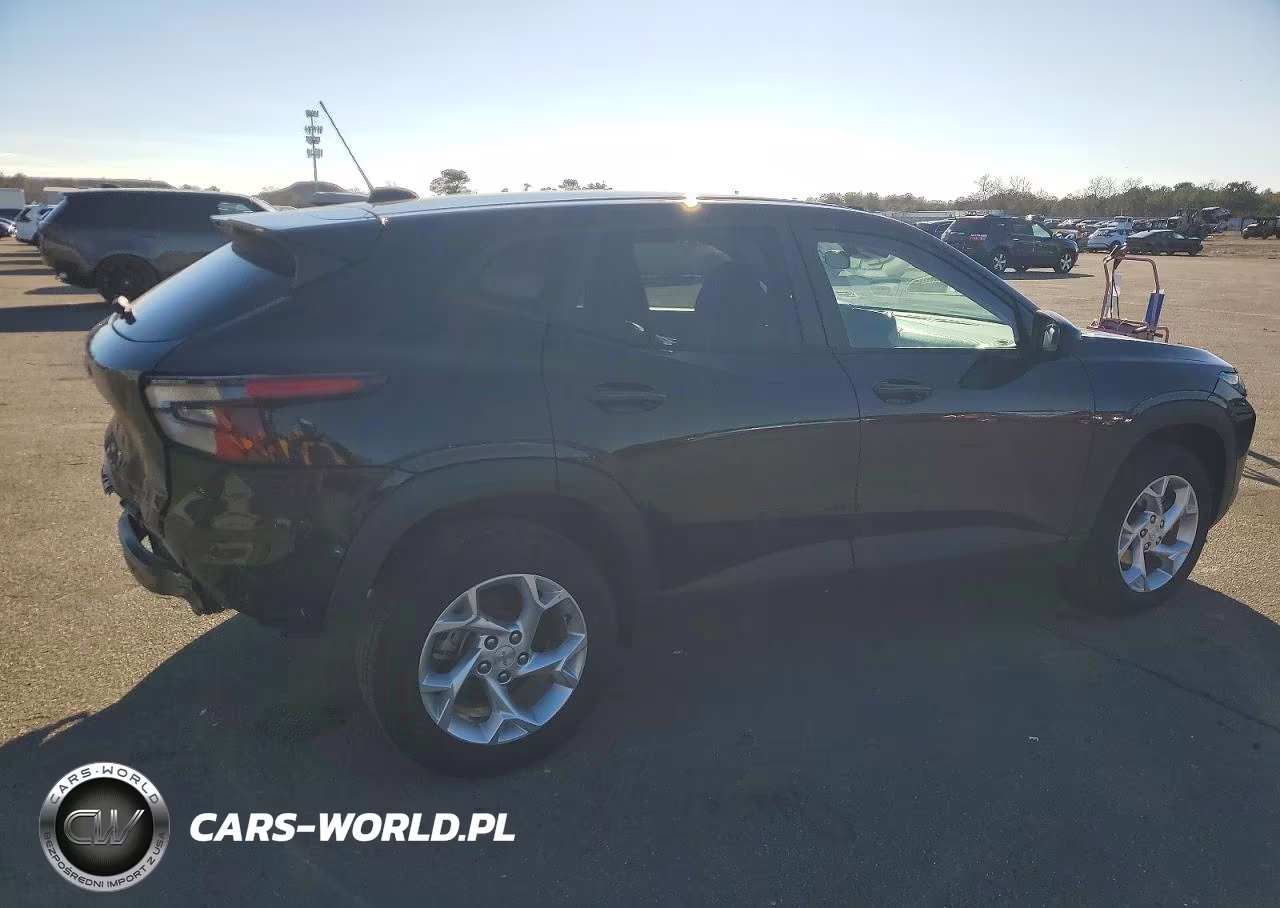 2025 Chevrolet Trax Ls VIN:KL77LFEP0SC115386 - 3