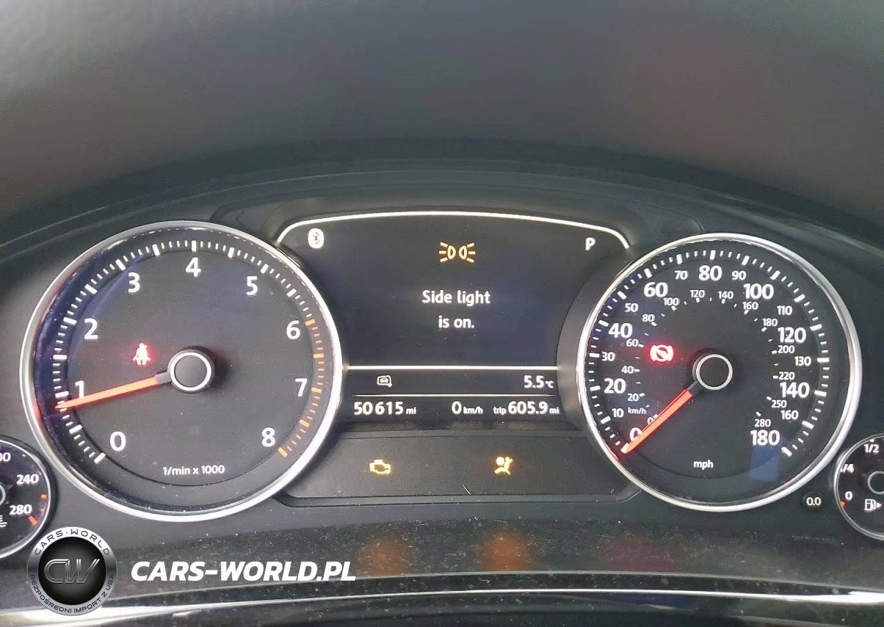 2017 Volkswagen Touareg Sport VIN:WVGEF7BP2HD006874 - 9