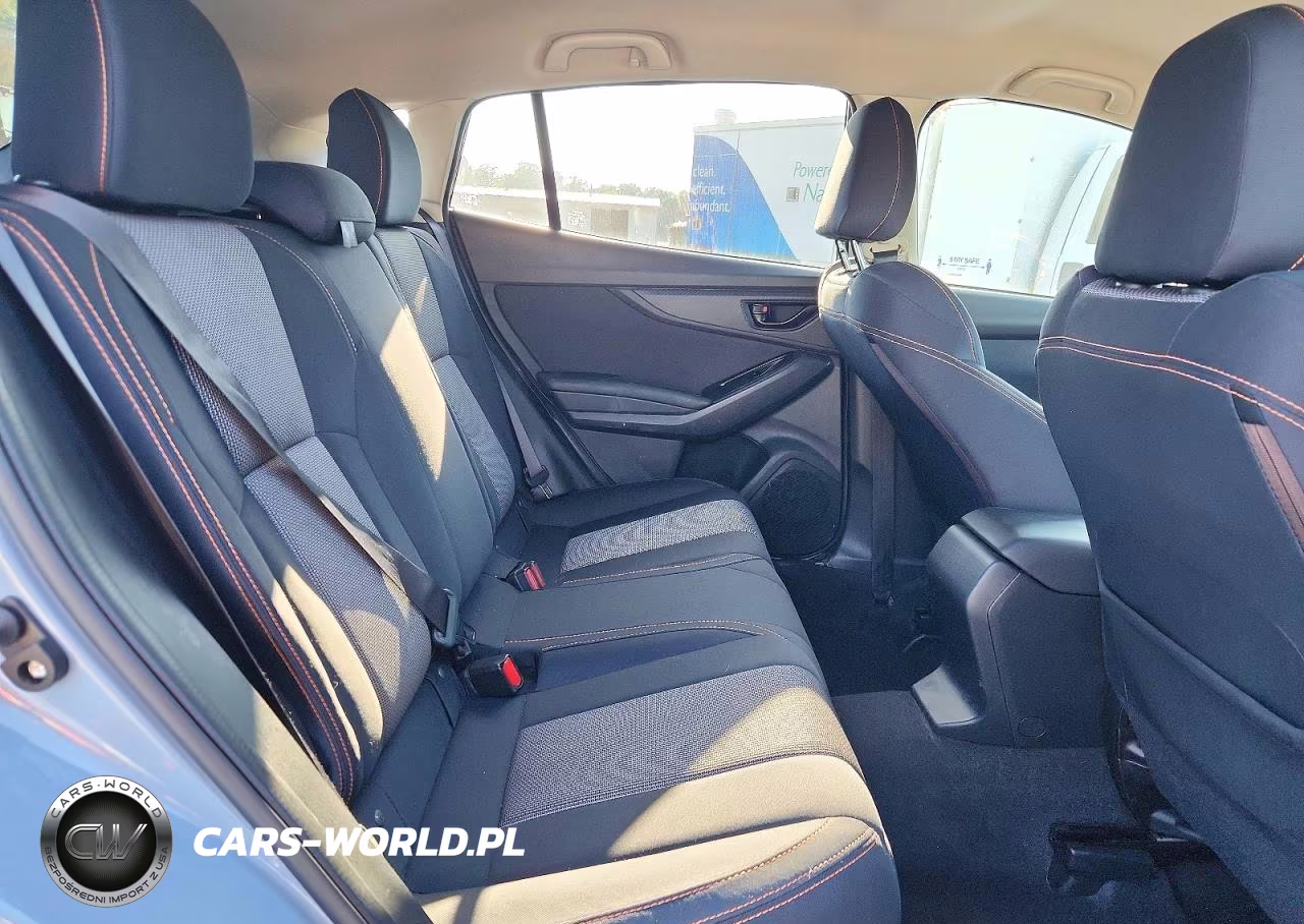 2019 Subaru Crosstrek Premium VIN:JF2GTACC8K8233681 - 11