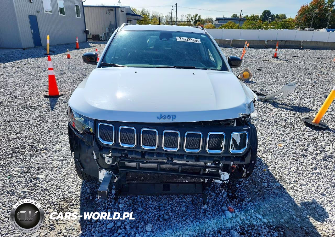 2022 Jeep Compass Latitude VIN:3C4NJCBBXNT182545 - 5