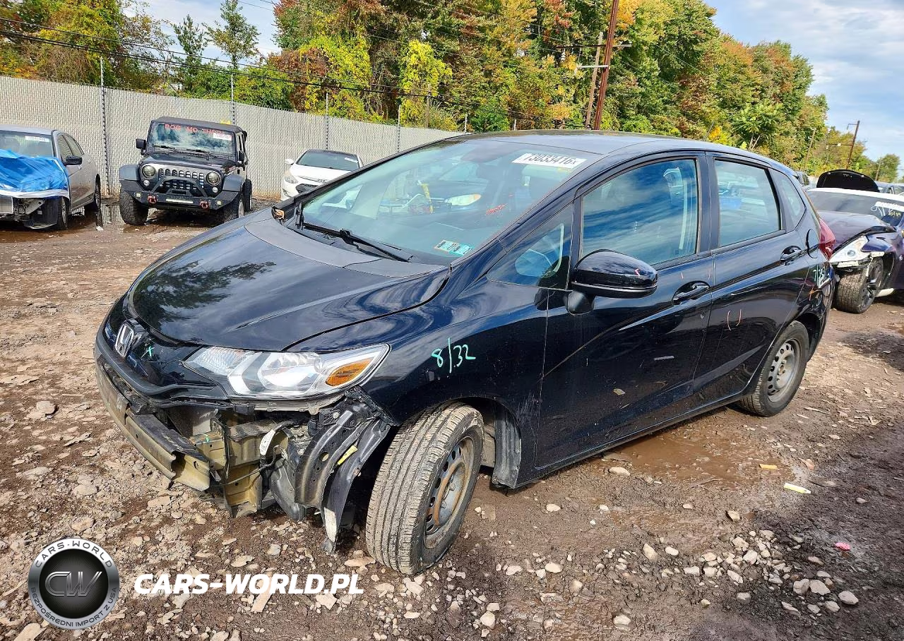 2017 Honda Fit Lx VIN:3HGGK5H58HM711168 - 1