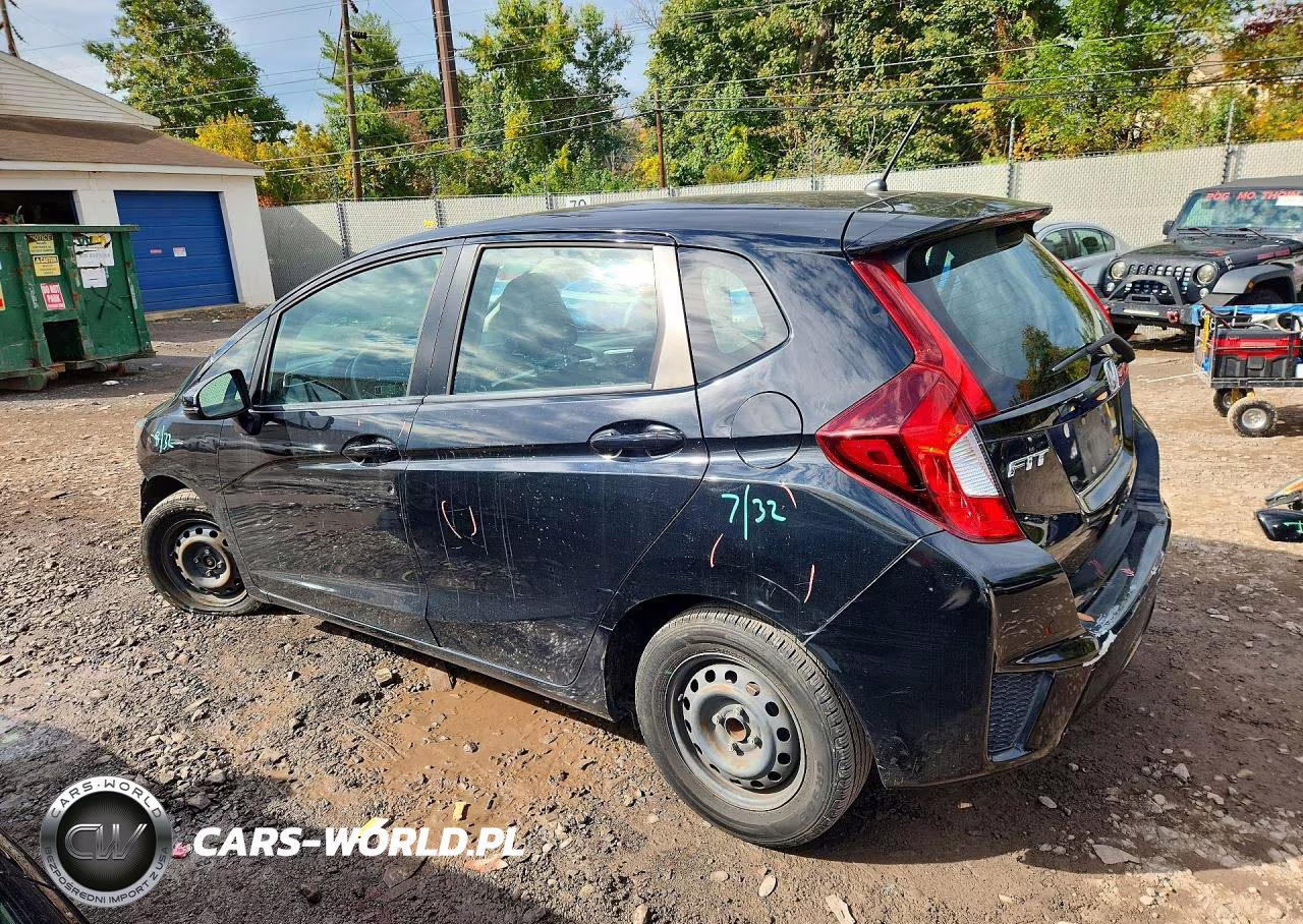 2017 Honda Fit Lx VIN:3HGGK5H58HM711168 - 2