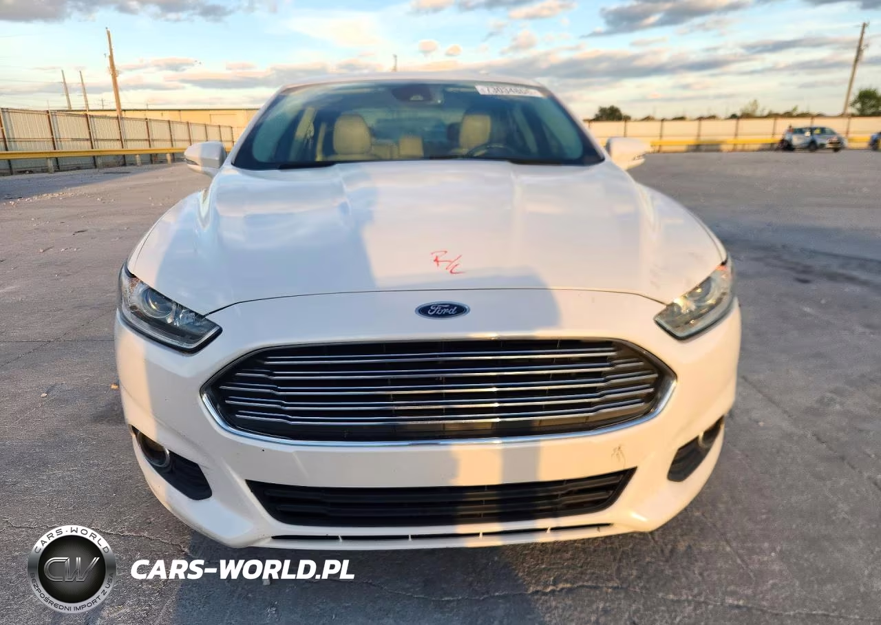 2015 Ford Fusion Se Hybrid VIN:3FA6P0LUXFR226324 - 5