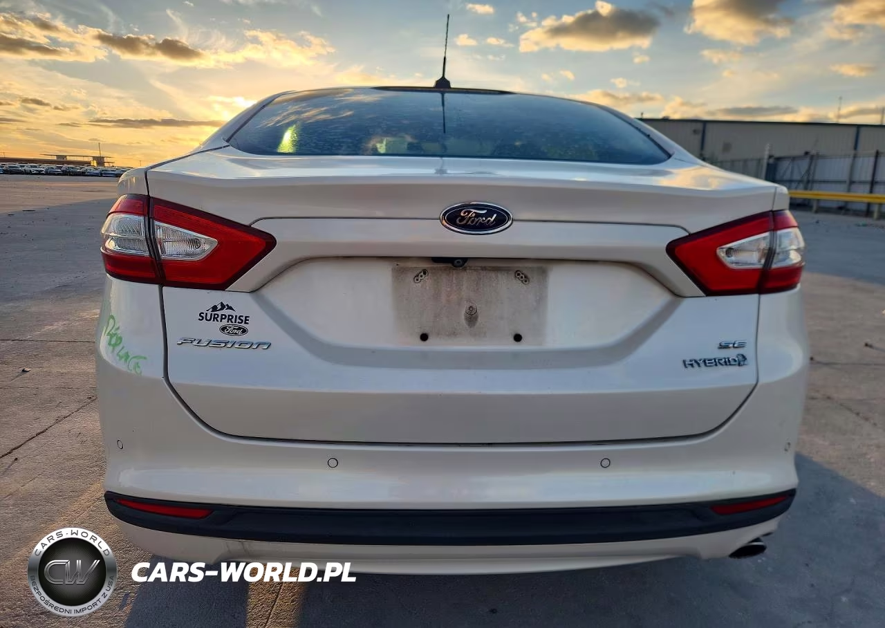 2015 Ford Fusion Se Hybrid VIN:3FA6P0LUXFR226324 - 6