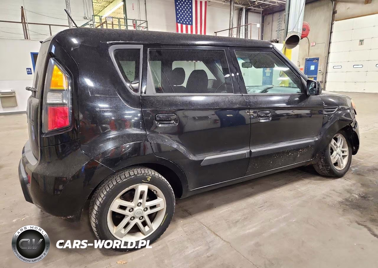2010 Kia Soul + VIN:KNDJT2A26A7060817 - 3