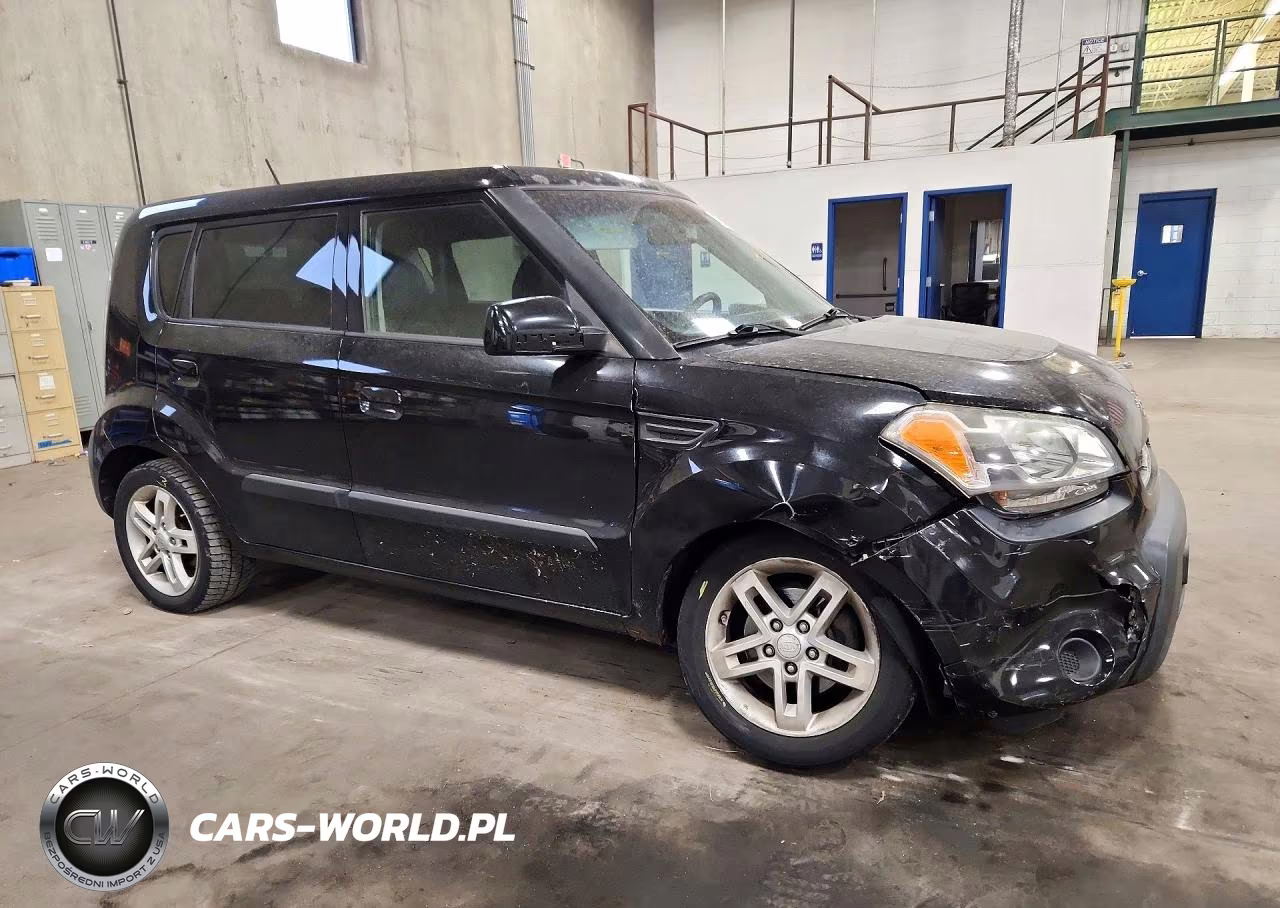 2010 Kia Soul + VIN:KNDJT2A26A7060817 - 4