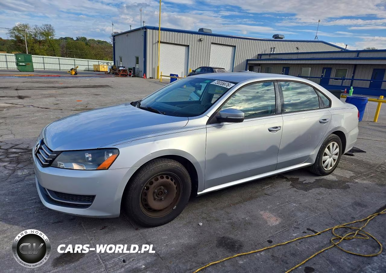2013 Volkswagen Passat S