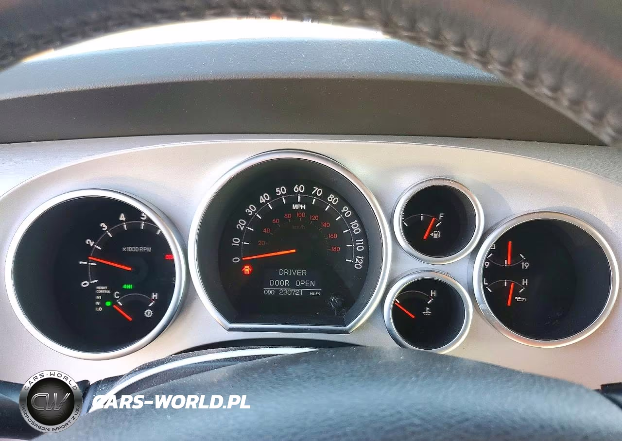 2008 Toyota Sequoia Platinum VIN:5TDBY67A18S021824 - 9