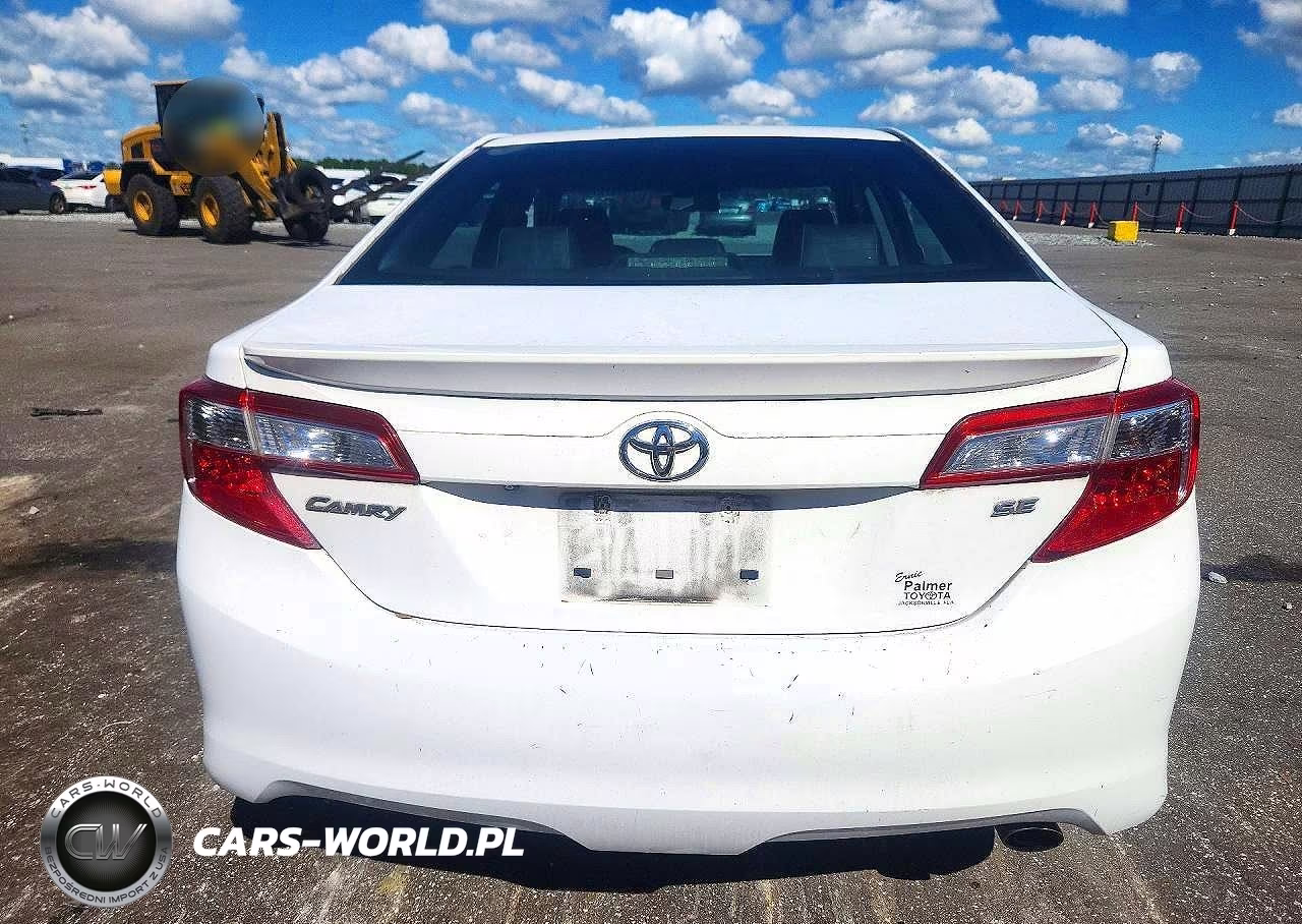 2014 Toyota Camry Se VIN:4T1BF1FK7EU799986 - 6