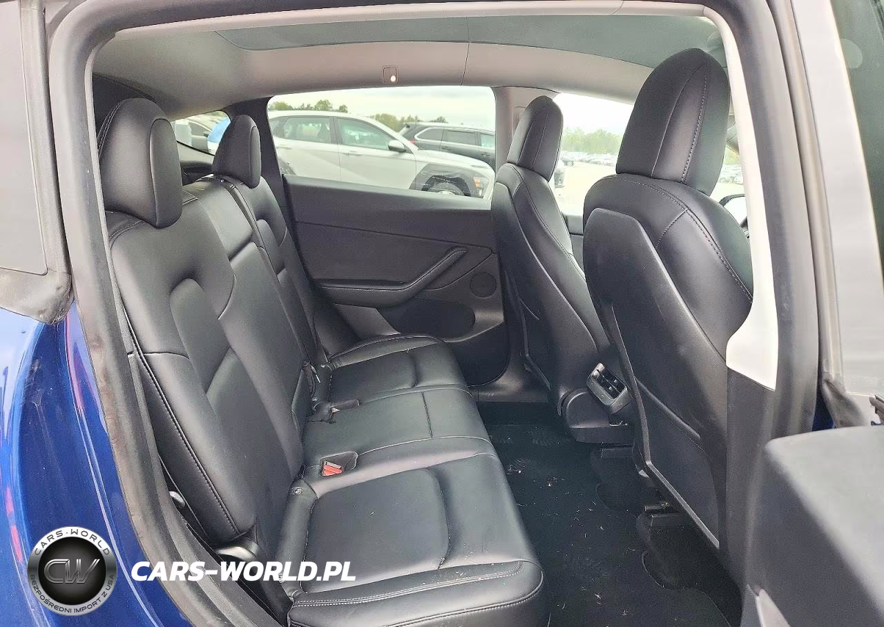 2021 Tesla Model Y VIN:5YJYGDEF3MF096829 - 10
