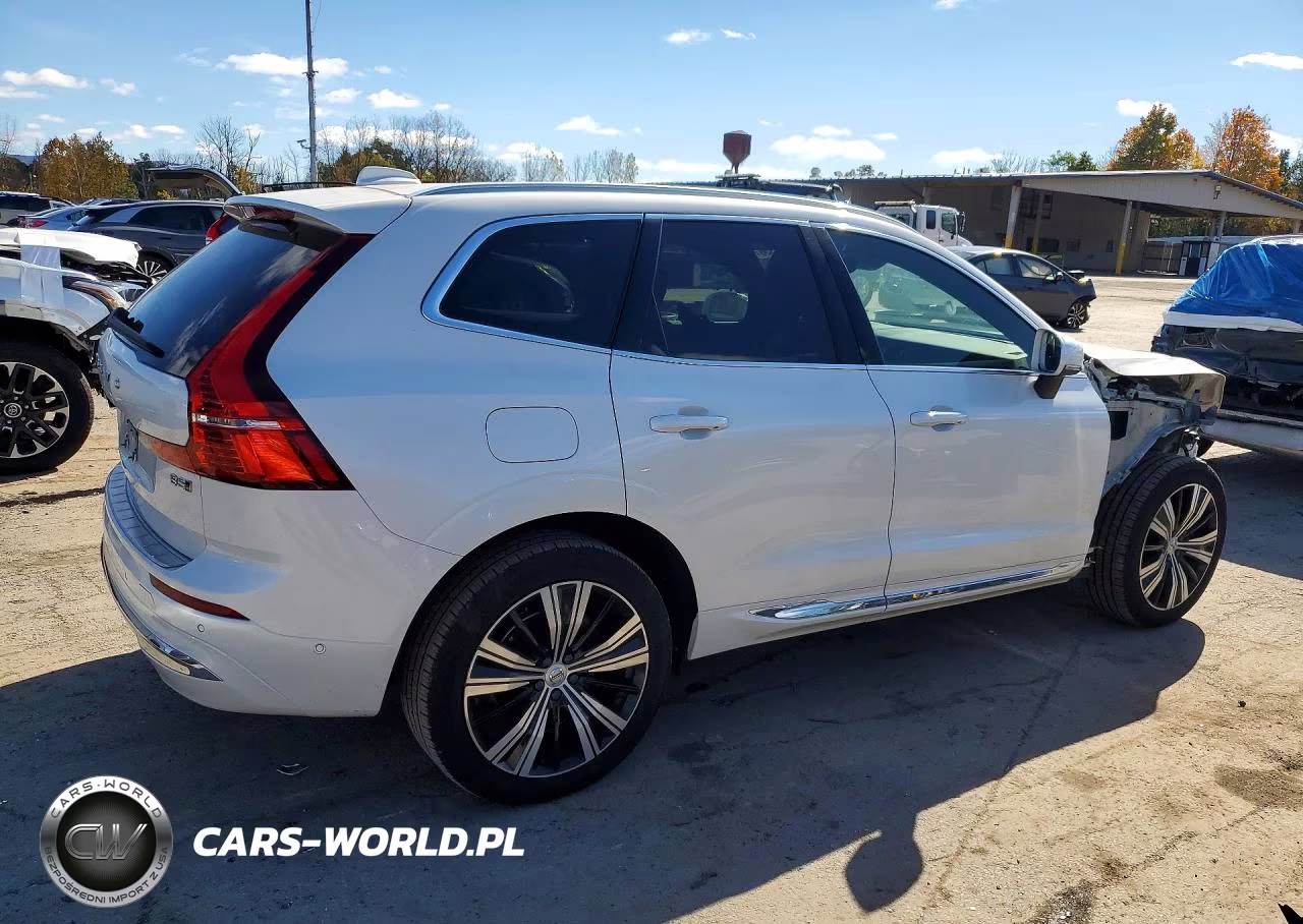 2023 Volvo Xc60 Plus VIN:YV4L12RN2P1244447 - 3