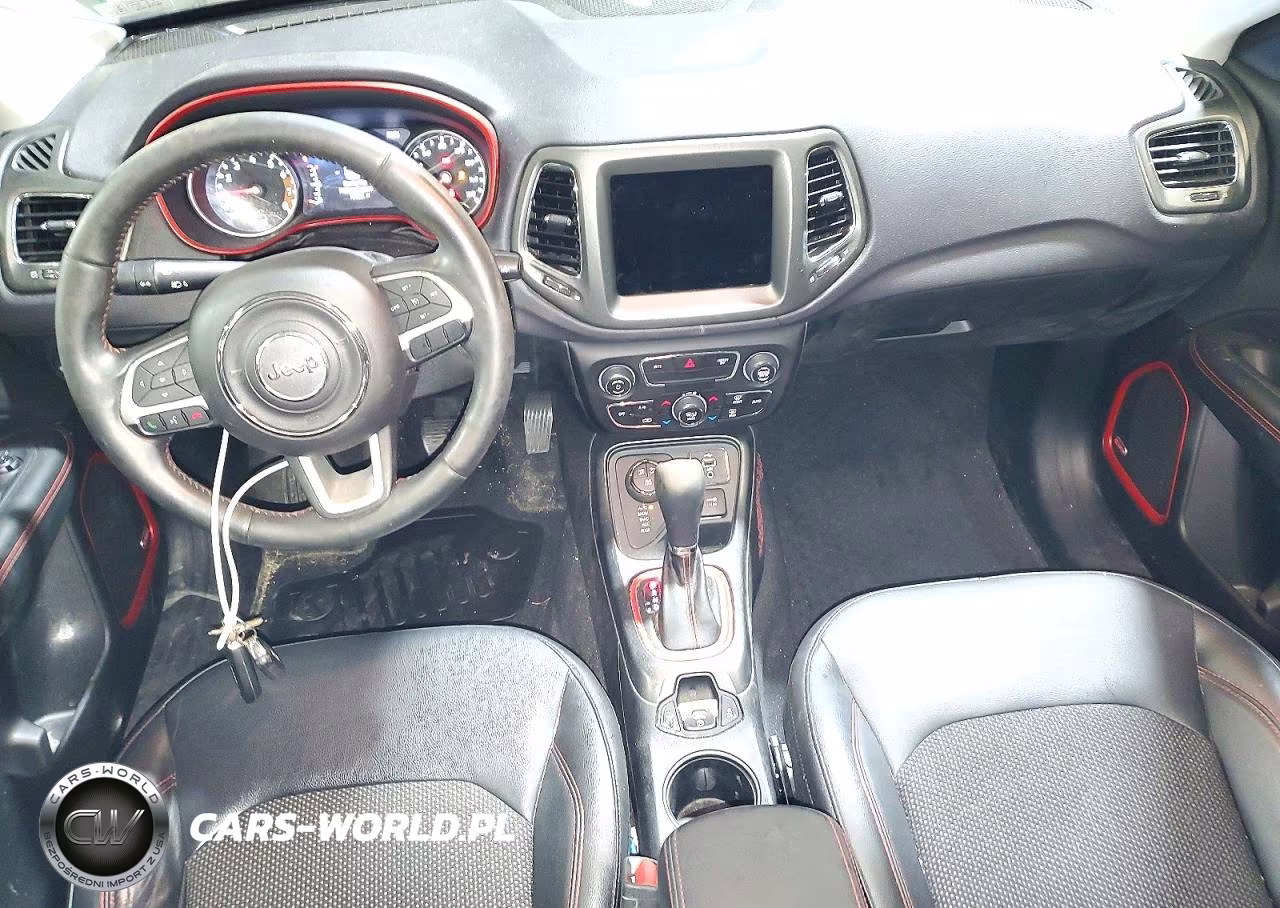 2018 Jeep Compass Trailhawk VIN:3C4NJDDB1JT192345 - 8