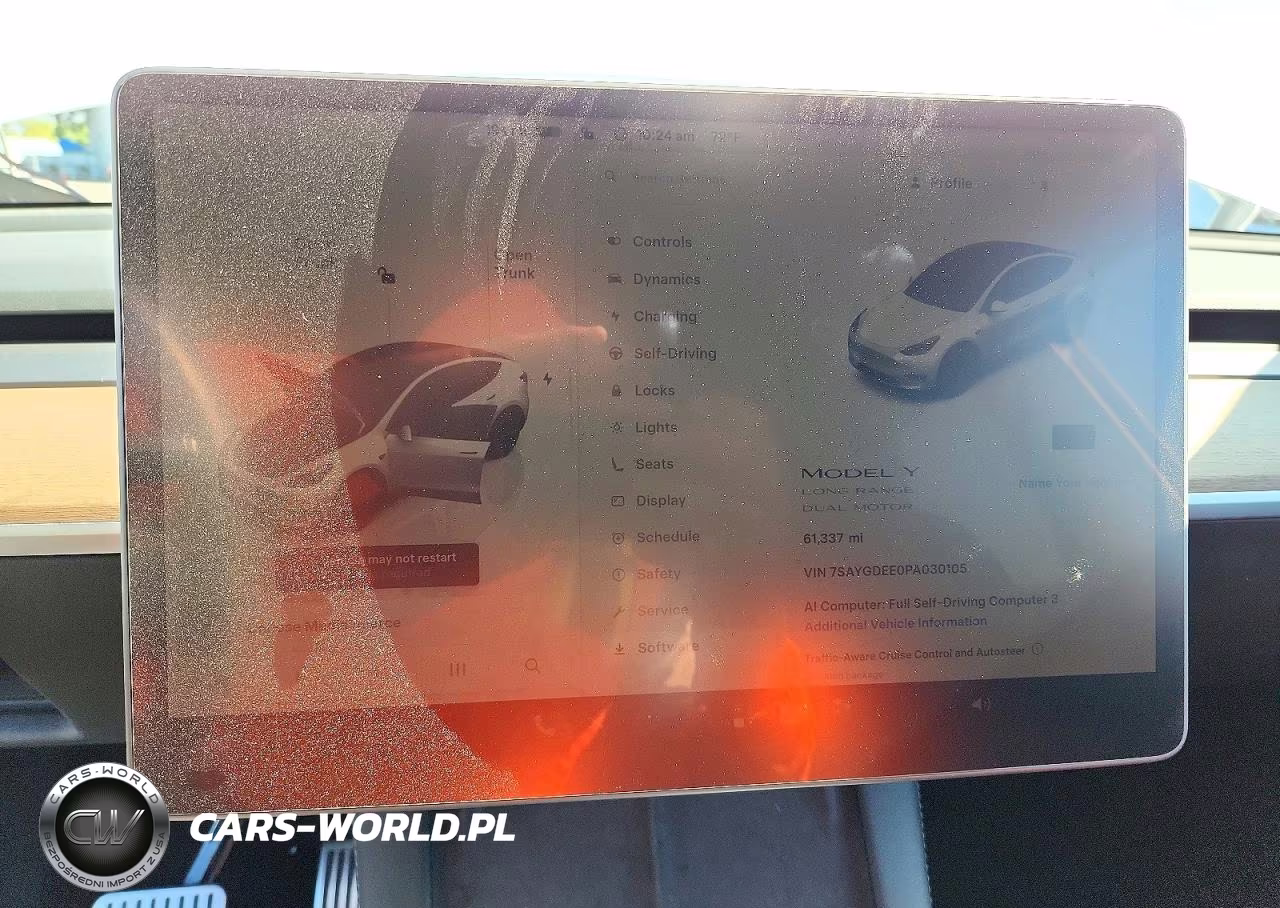 2023 Tesla Model Y VIN:7SAYGDEE0PA030105 - 9