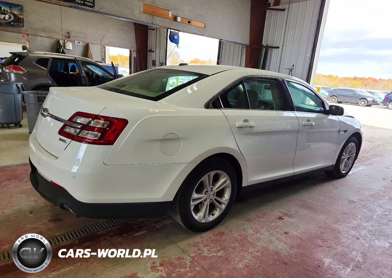 2015 Ford Taurus Sel VIN:1FAHP2E85FG164620 - 3