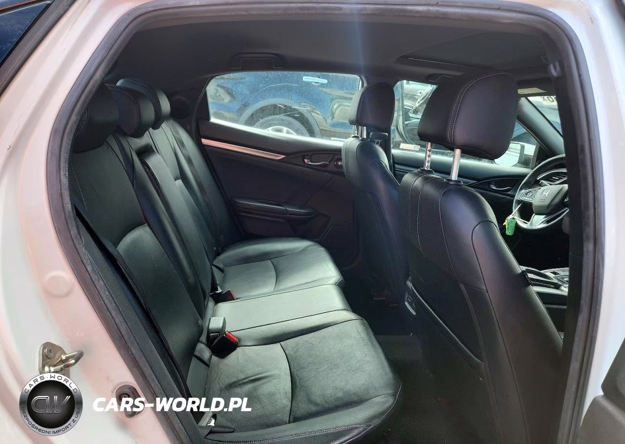 2019 Honda Civic Sport Touring VIN:SHHFK7H98KU221624 - 10