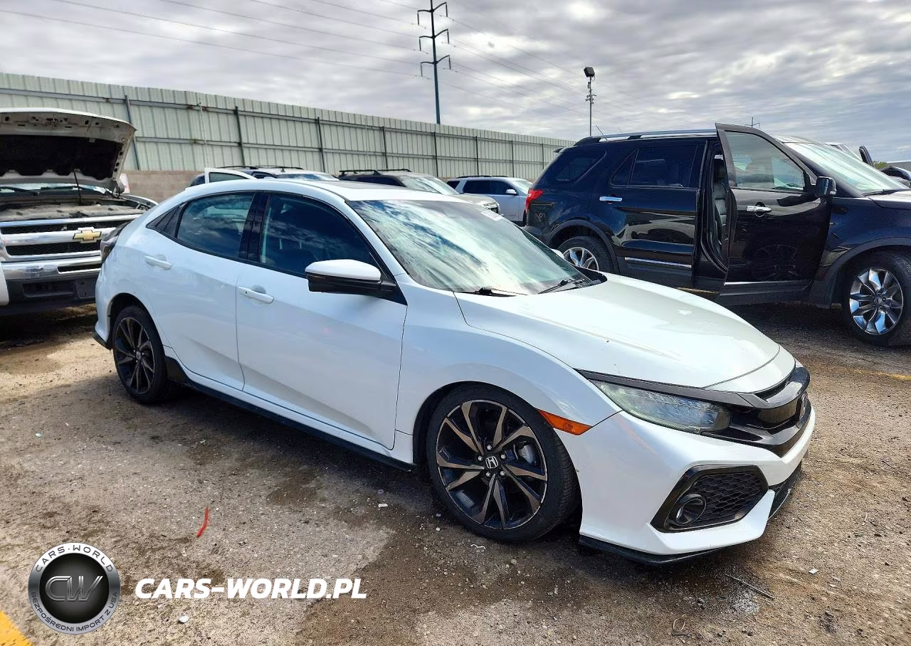 2019 Honda Civic Sport Touring VIN:SHHFK7H98KU221624 - 4