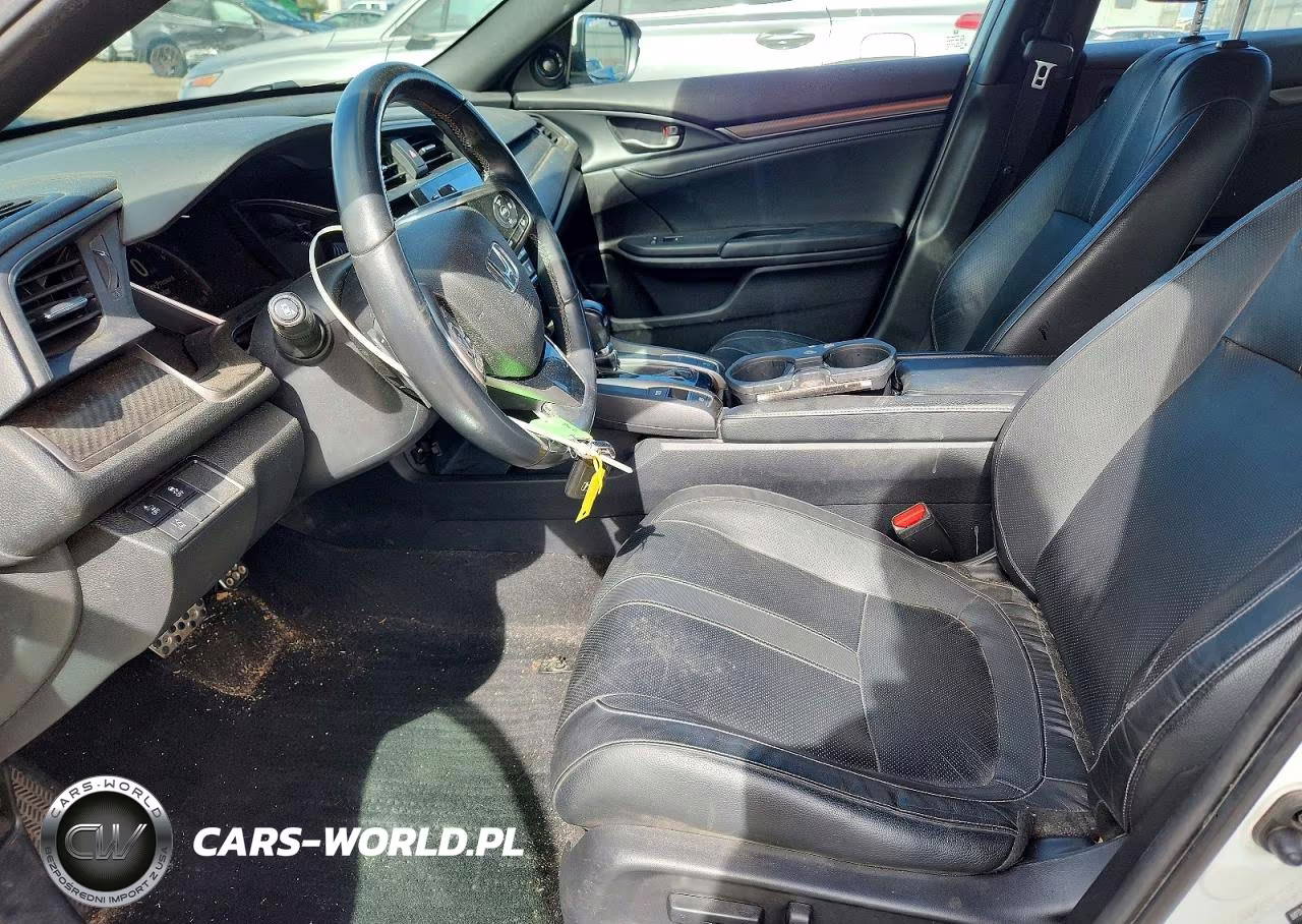 2019 Honda Civic Sport Touring VIN:SHHFK7H98KU221624 - 7