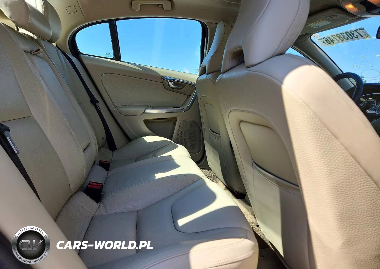 2012 Volvo S60 T5 VIN:YV1622FS6C2108862 - 10
