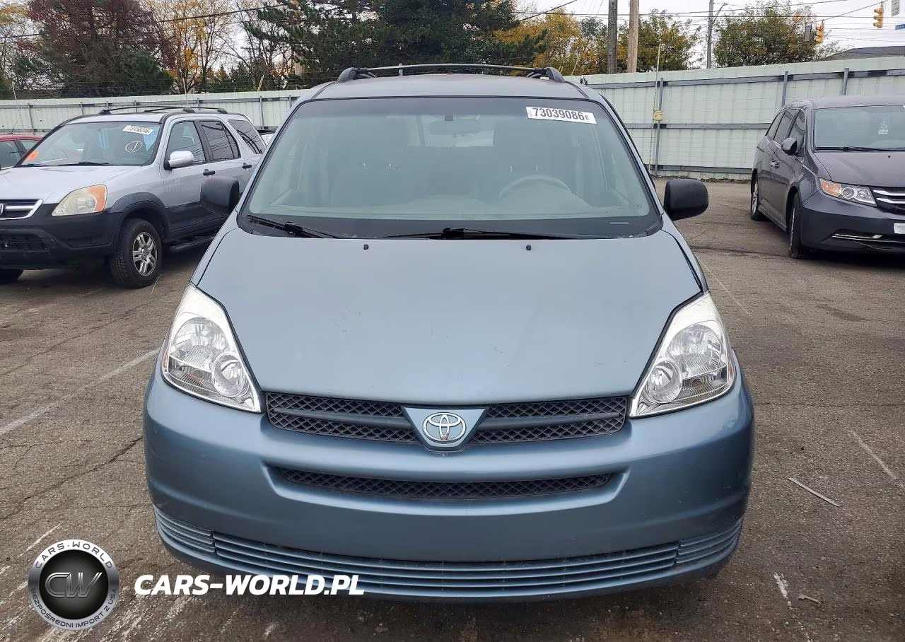 2004 Toyota Sienna Le 7 Passenger VIN:5TDZA23C94S034981 - 5