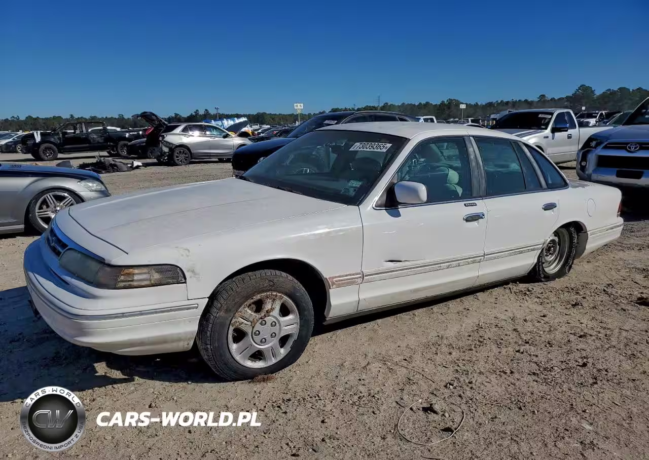 1996 Ford Crown Victoria Lx