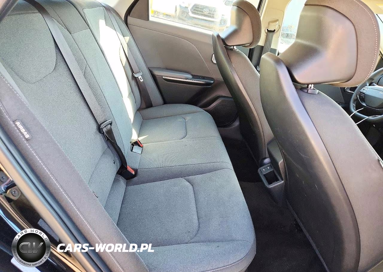 2025 Kia K4 Lxs VIN:3KPFT4DEXSE135897 - 10