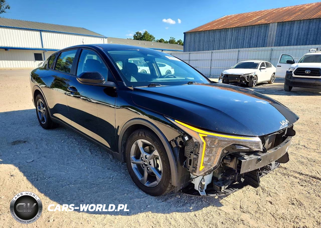 2025 Kia K4 Lxs VIN:3KPFT4DEXSE135897 - 4