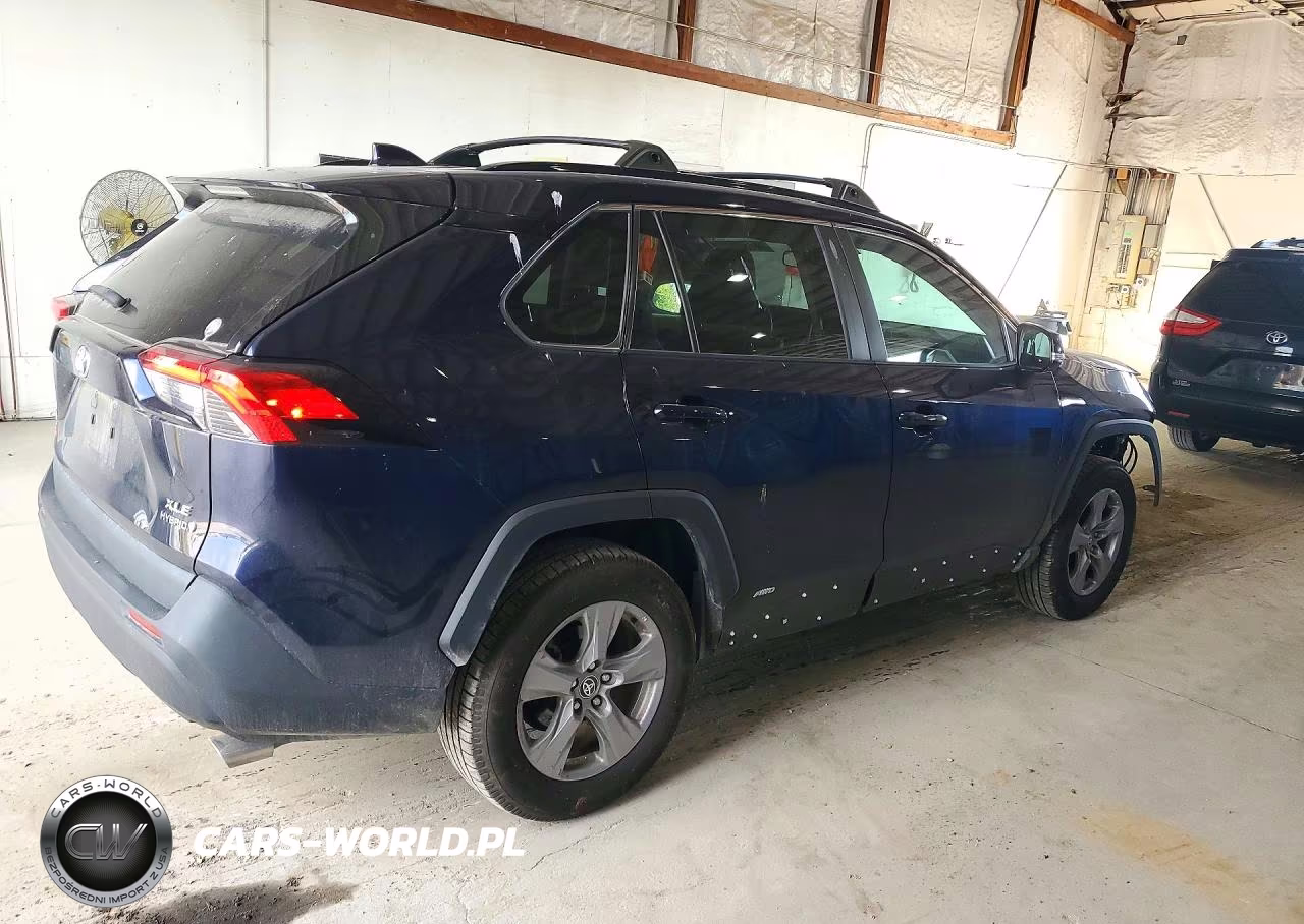 2023 Toyota Rav4 Hybrid Xle VIN:4T3RWRFV3PU096516 - 3