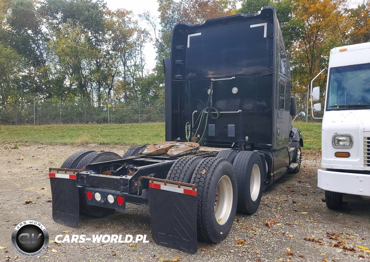 2016 Kenworth T680 Semi Truck VIN:1XKYD49X5GJ463937 - 3