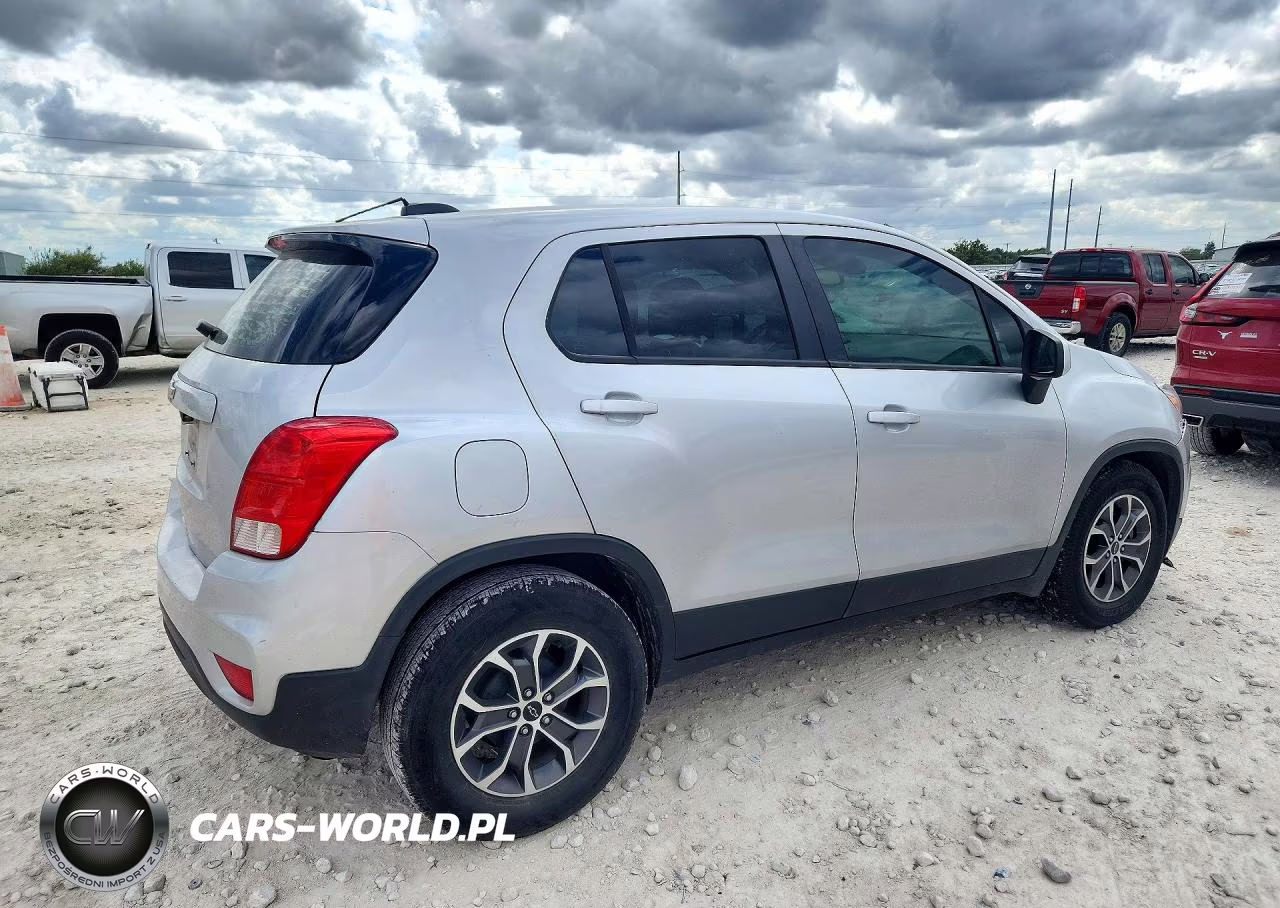 2018 Chevrolet Trax Ls VIN:3GNCJKSBXJL410126 - 3