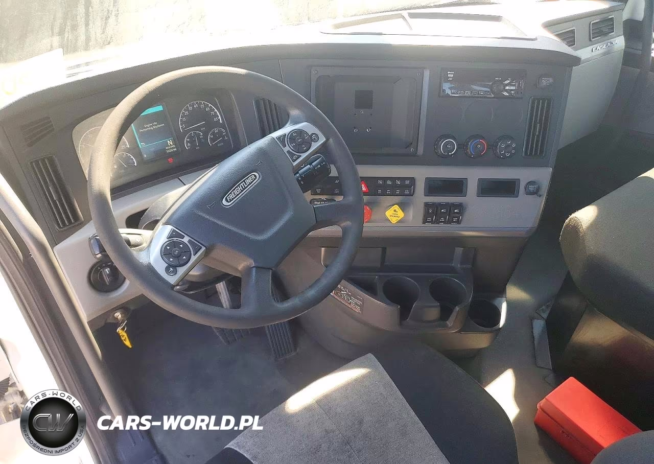 2021 Freightliner Cascadia 126 Semi Truck VIN:3AKJHLDV2MDMT6388 - 8