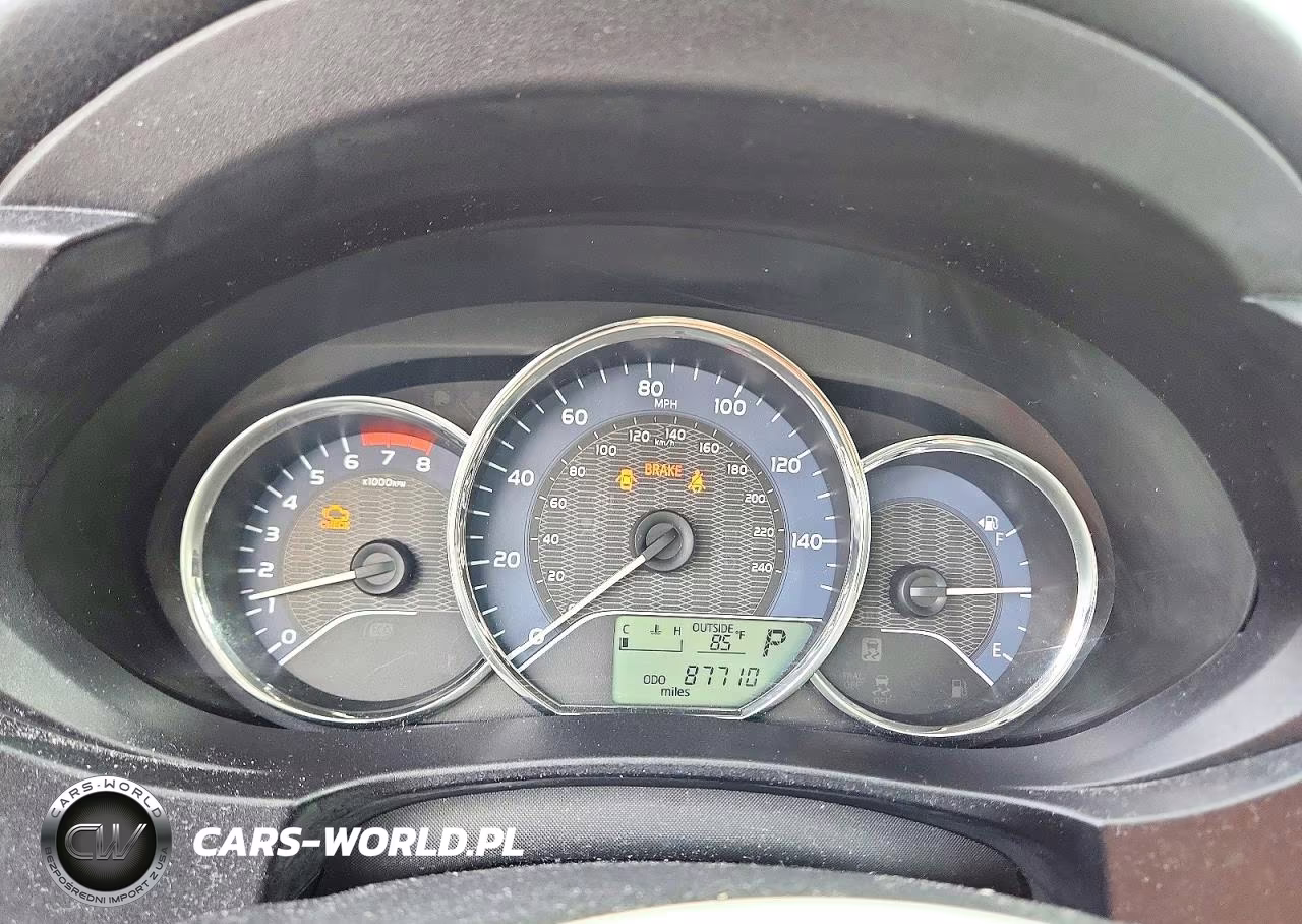 2015 Toyota Corolla Le VIN:2T1BURHE2FC255362 - 9