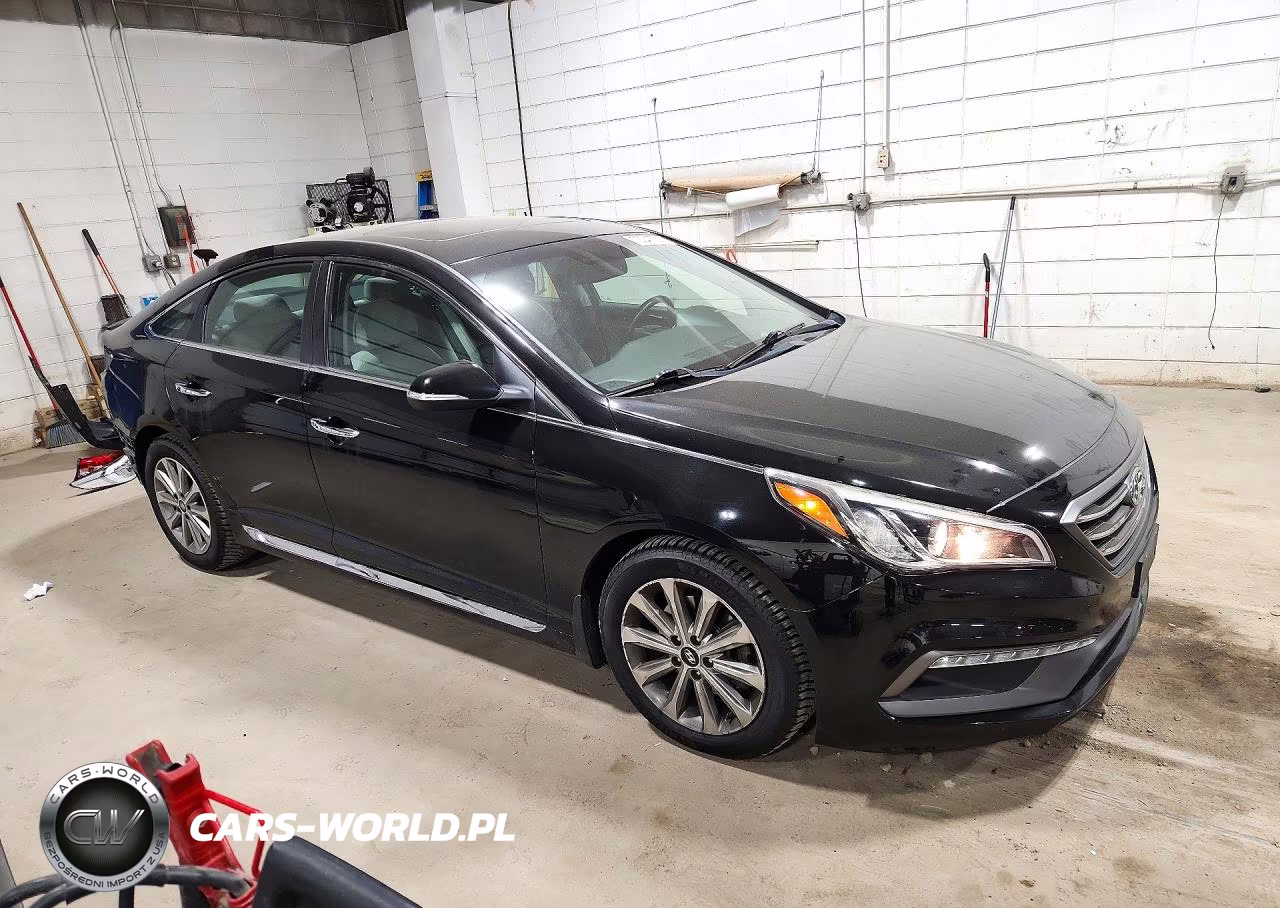 2017 Hyundai Sonata Limited VIN:5NPE34AF4HH584280 - 4