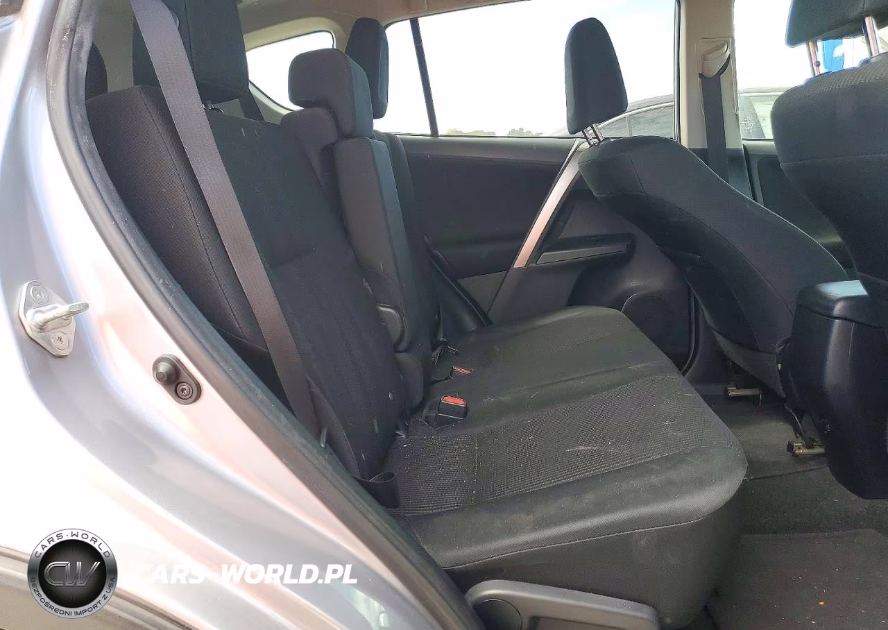 2018 Toyota Rav4 Le VIN:JTMZFREV0JD124830 - 11