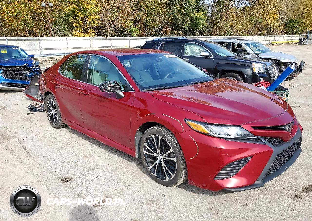 2018 Toyota Camry Se VIN:4T1B11HK9JU624550 - 4