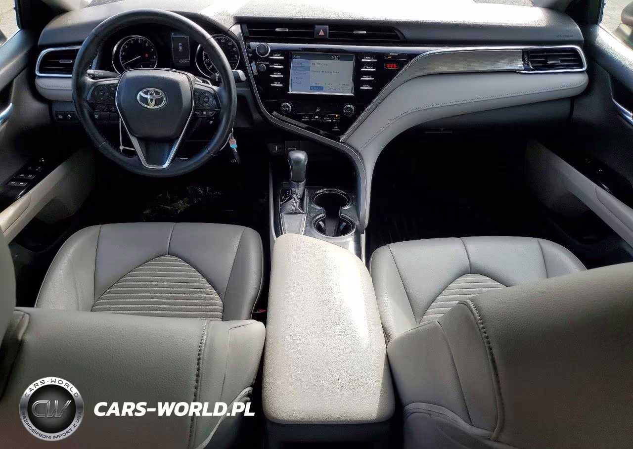 2018 Toyota Camry Se VIN:4T1B11HK9JU624550 - 8