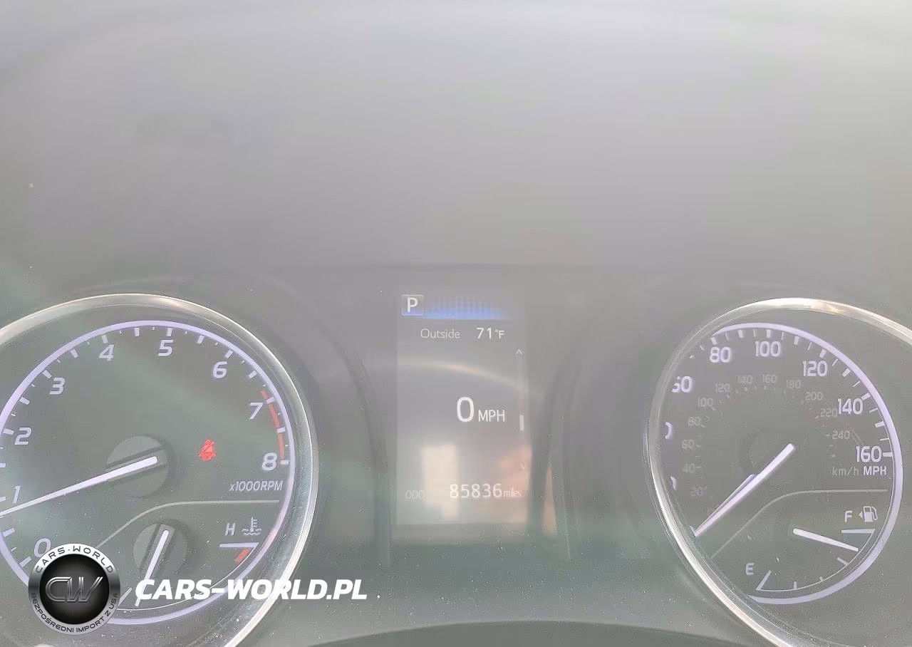 2018 Toyota Camry Se VIN:4T1B11HK9JU624550 - 9