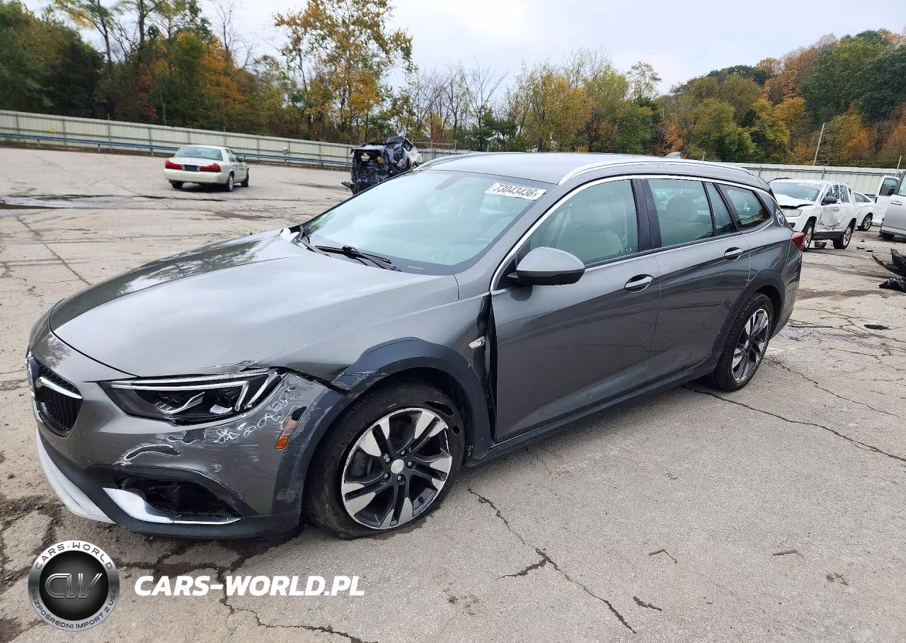 2018 Buick Regal Tourx Preferred VIN:W04GU8SX6J1142287 - 1