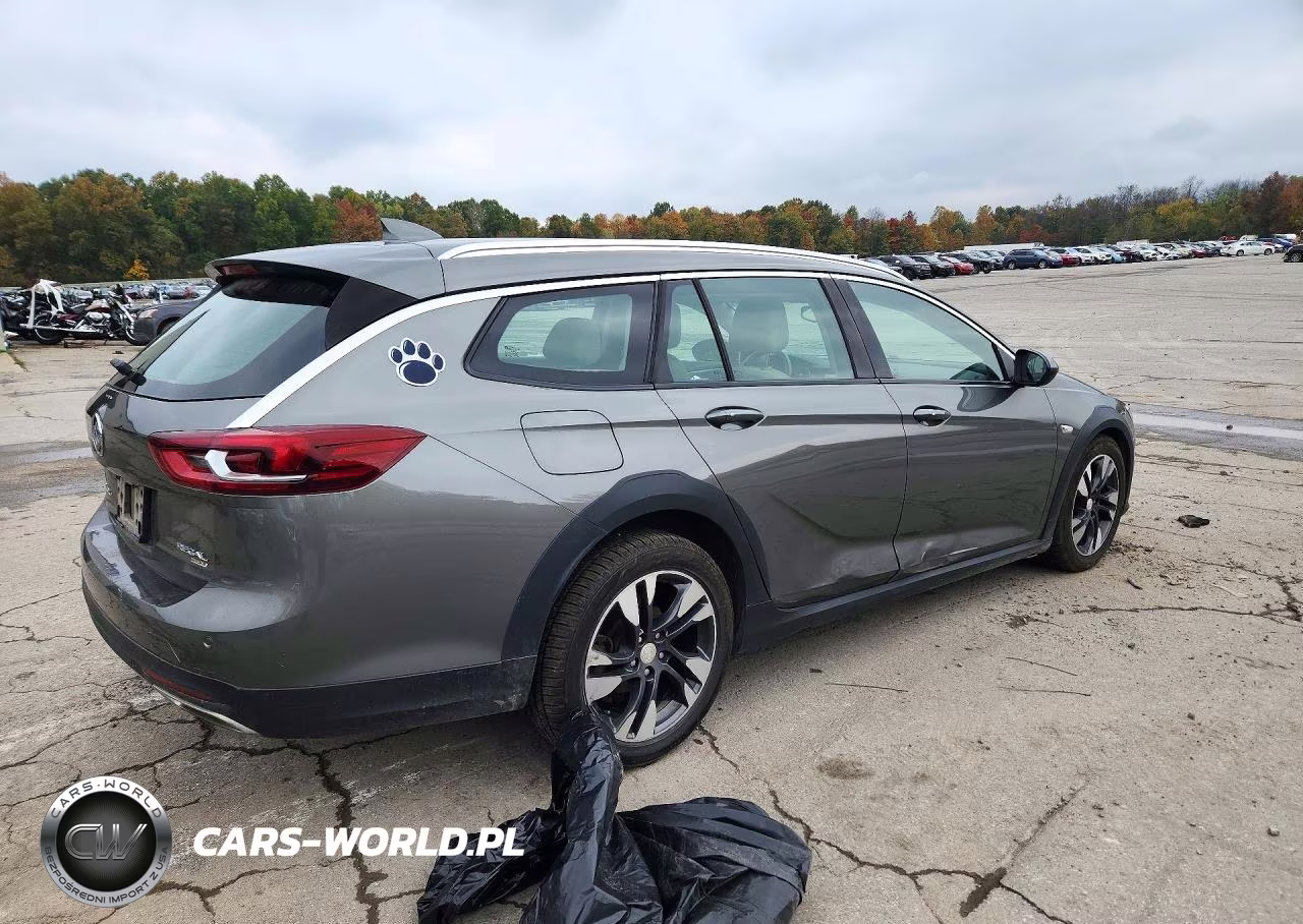 2018 Buick Regal Tourx Preferred VIN:W04GU8SX6J1142287 - 3
