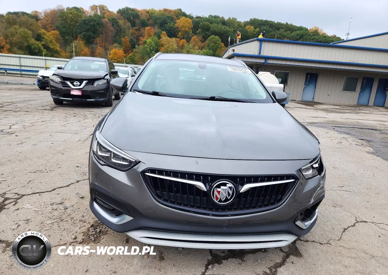 2018 Buick Regal Tourx Preferred VIN:W04GU8SX6J1142287 - 5