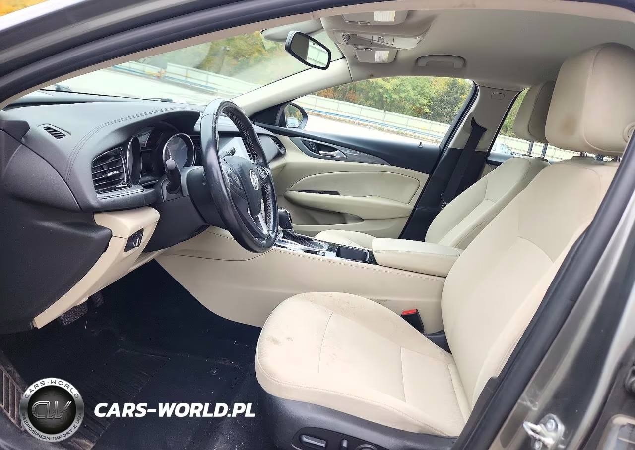 2018 Buick Regal Tourx Preferred VIN:W04GU8SX6J1142287 - 7
