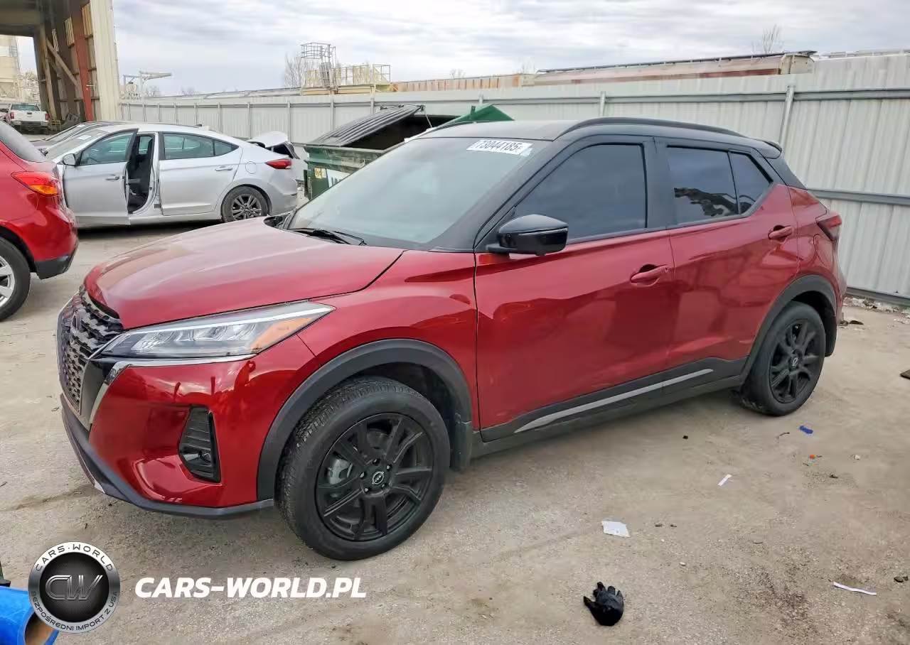 2024 Nissan Kicks Sr