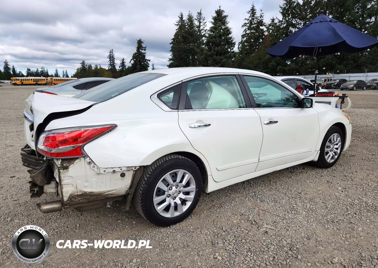 2015 Nissan Altima 2.5 S VIN:1N4AL3AP8FN309029 - 3
