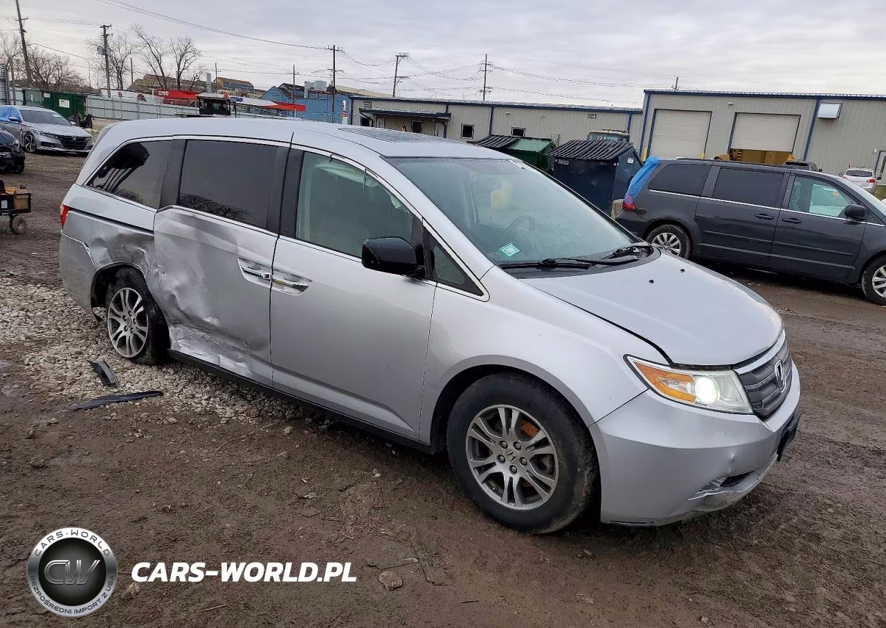 2013 Honda Odyssey Exl VIN:5FNRL5H63DB024675 - 4