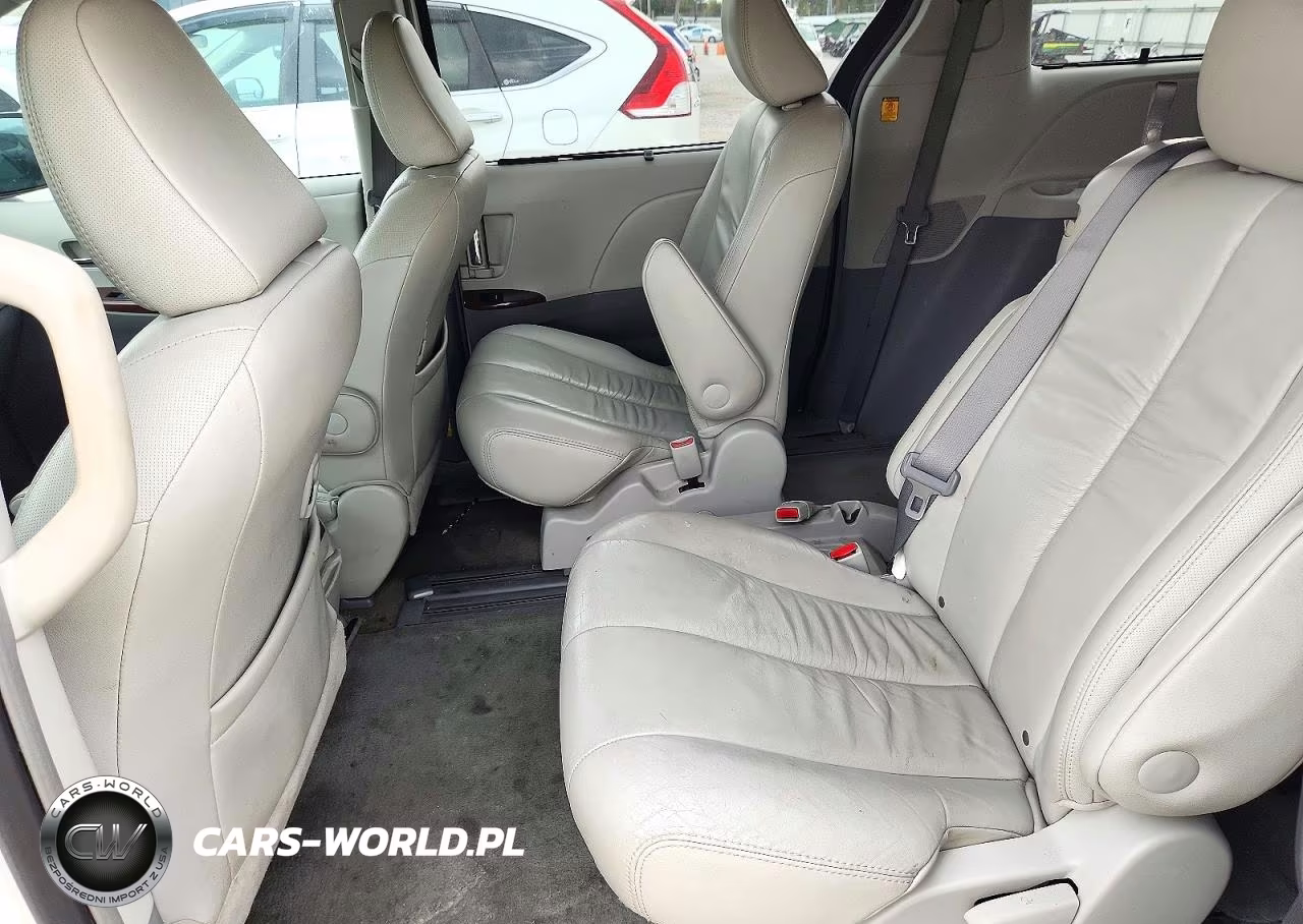2011 Toyota Sienna Xle 8-Passenger VIN:5TDYK3DC3BS147092 - 11